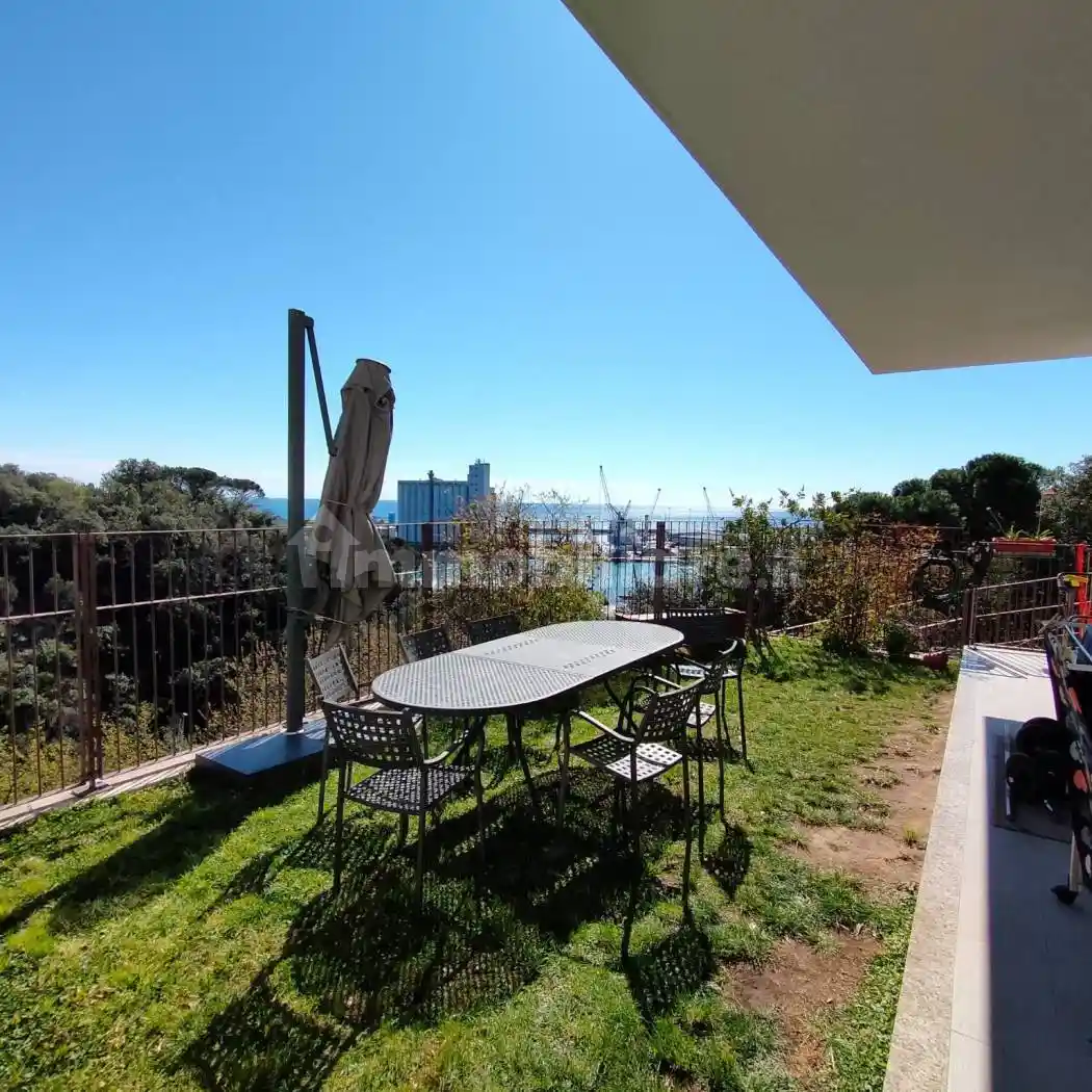 Appartamento in affitto a Savona