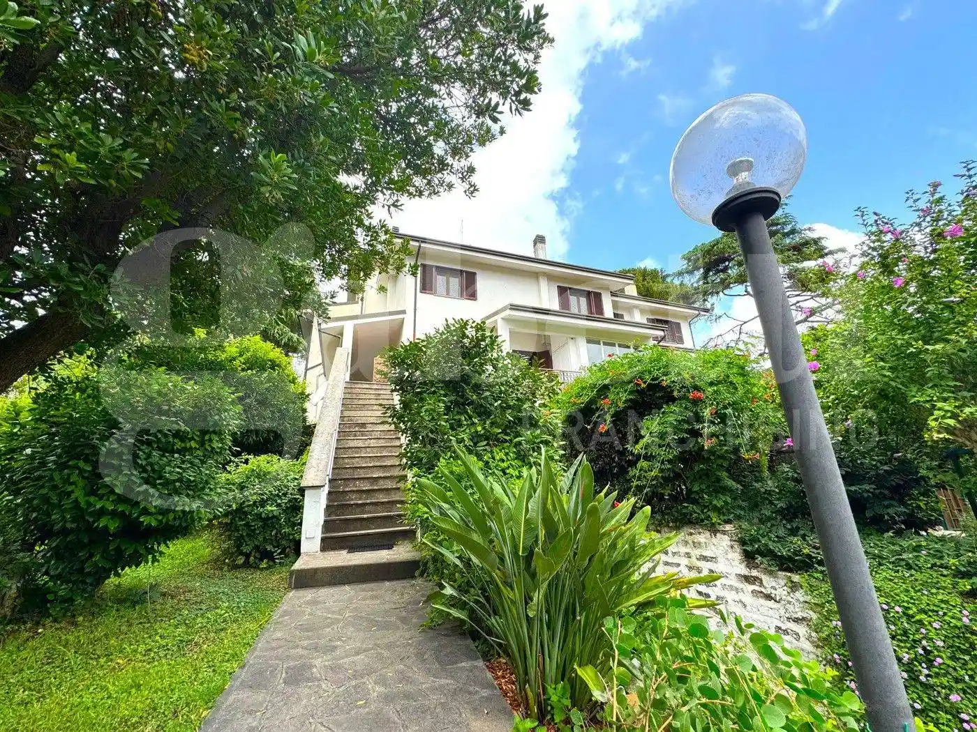 Villa in vendita a Marino