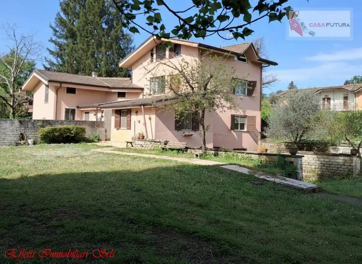 Villa in vendita a Artena