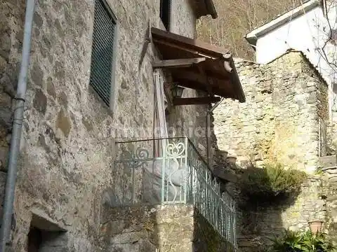 Villa in vendita a Bagni di Lucca