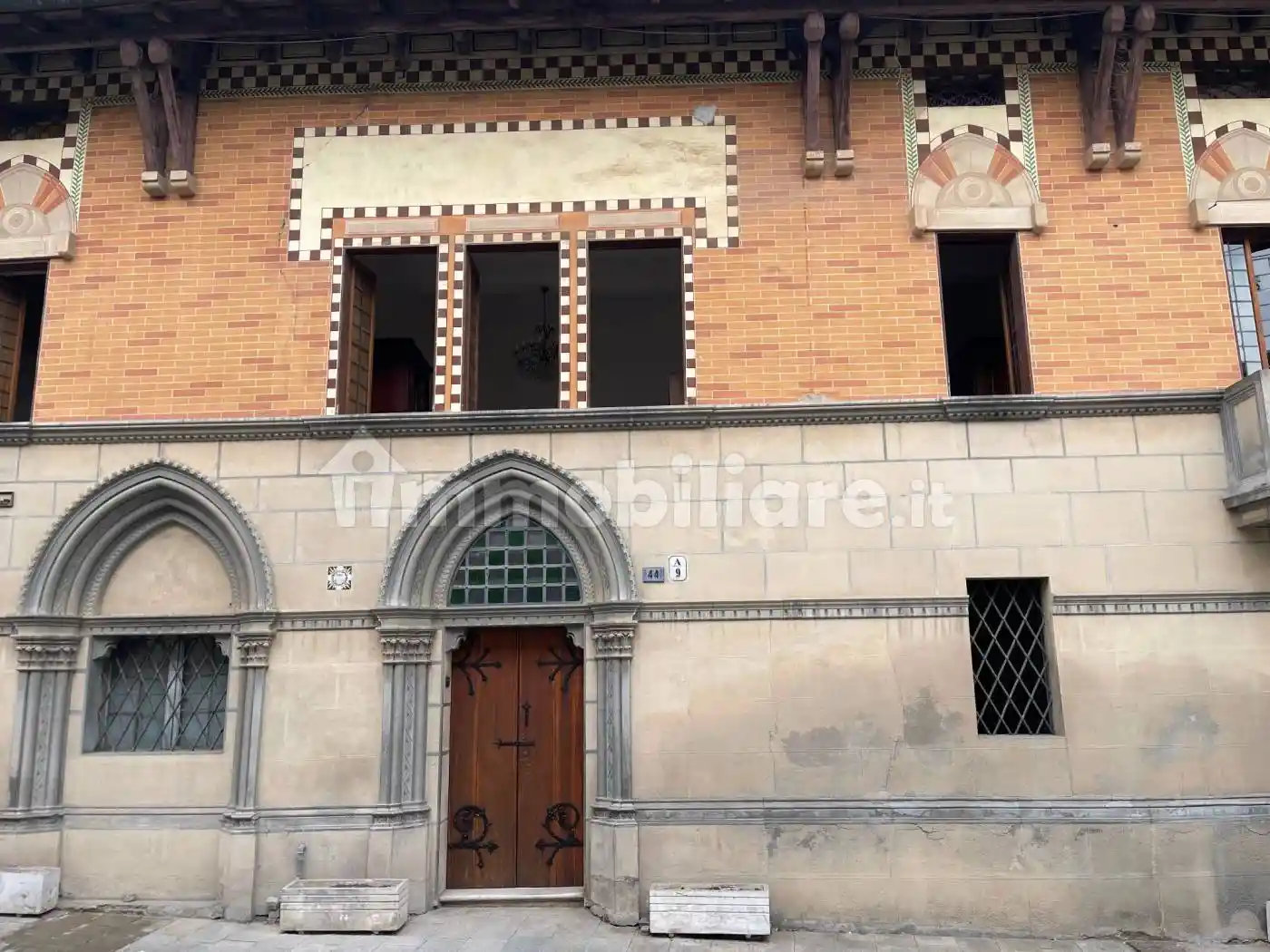 Palazzo - Edificio in vendita a Castellarano