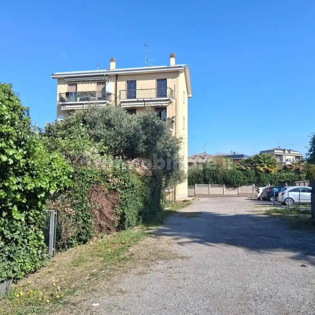 Appartamento in vendita a Lurago Marinone