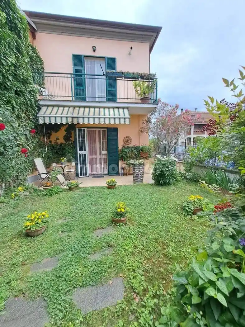 Villa in vendita a Bistagno