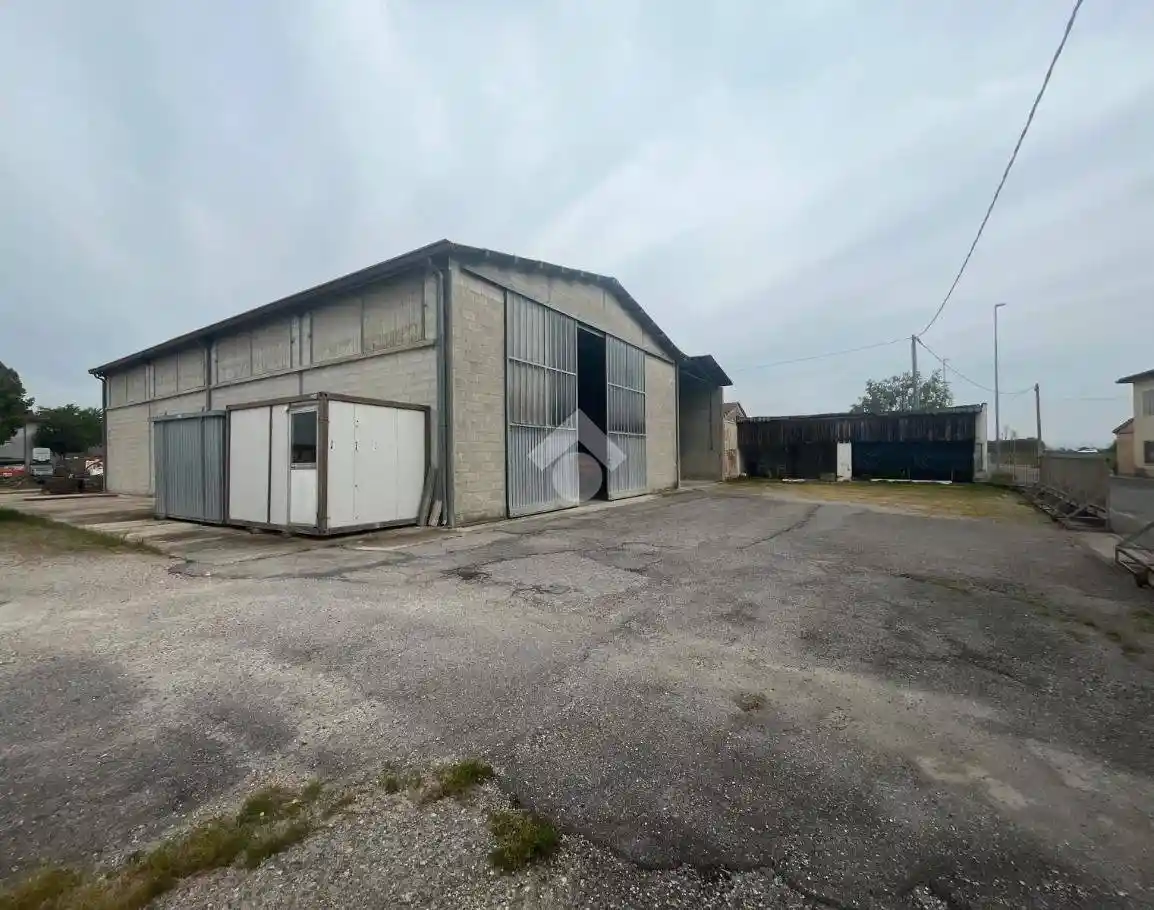 Rustico - Casale in vendita a Castelbelforte