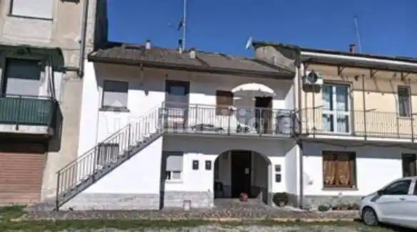 Appartamento in vendita a Varedo