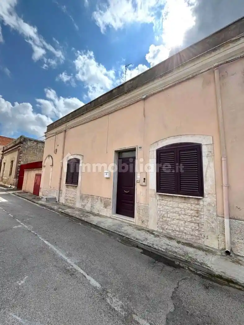 Villa in vendita a Adelfia