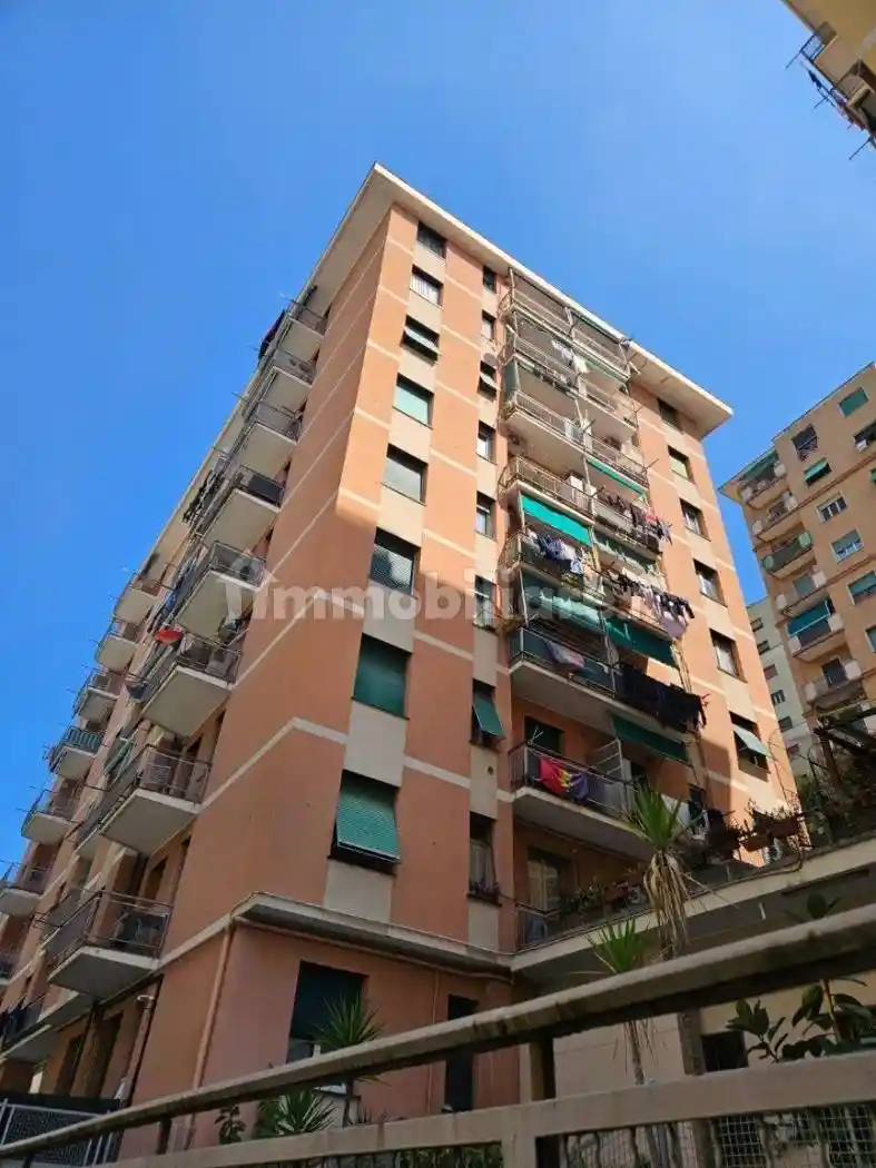 Appartamento in vendita a Genova