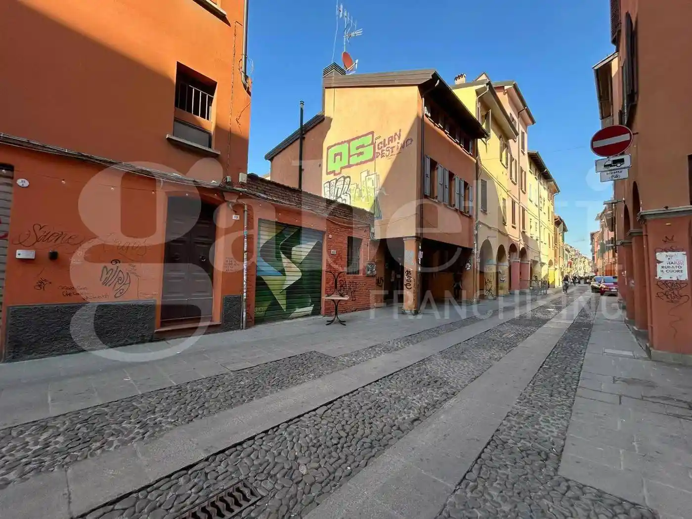 Appartamento in vendita a Bologna