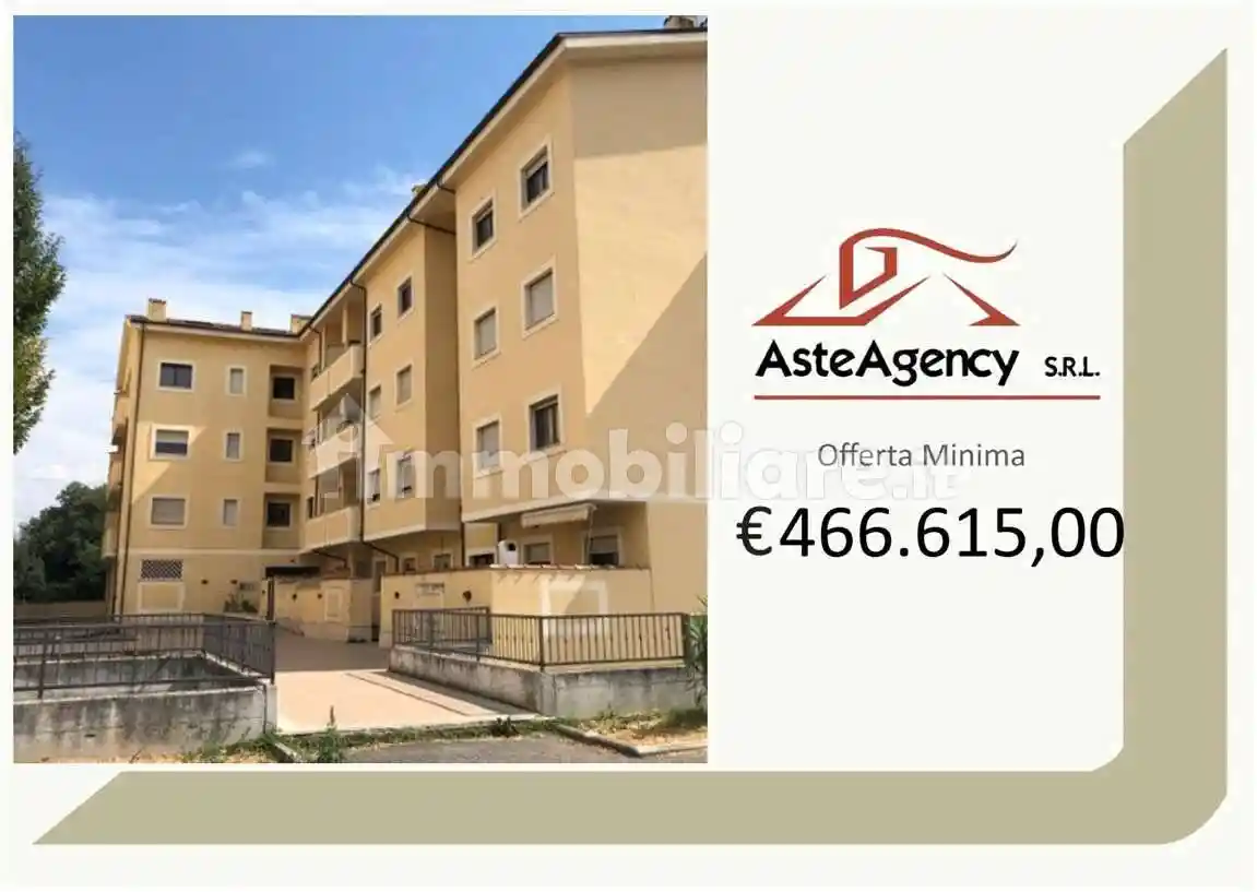 Palazzo - Stabile in vendita a Terni