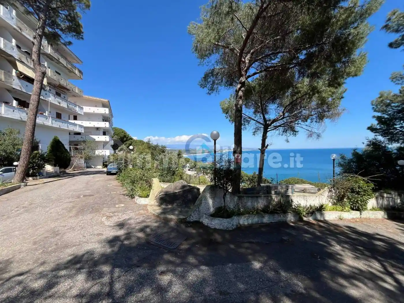 Appartamento in vendita a Stalettì