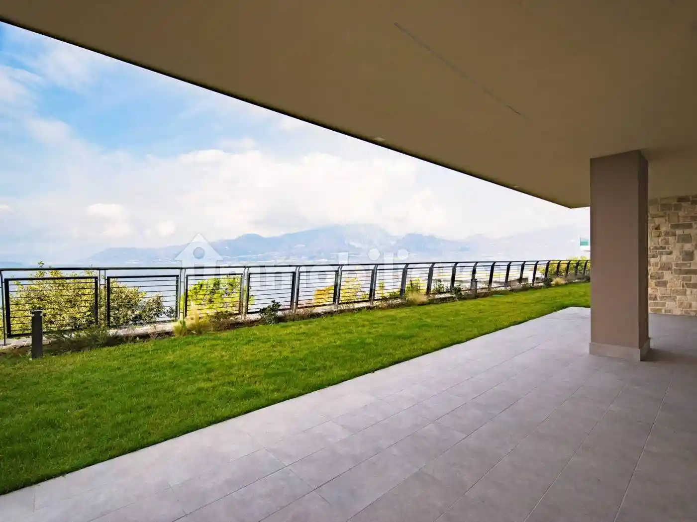 Appartamento in vendita a Torri del Benaco