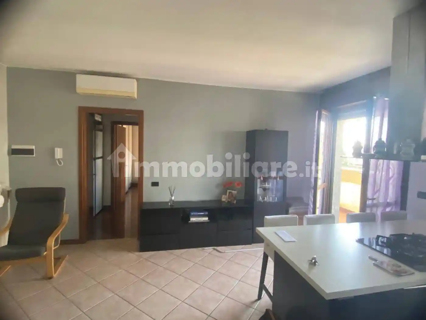 Appartamento in affitto a Locate di Triulzi