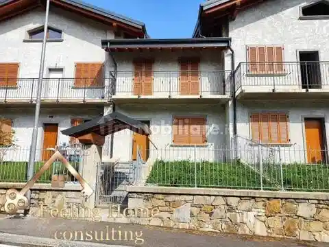 Villa in vendita a Sant'Omobono Terme