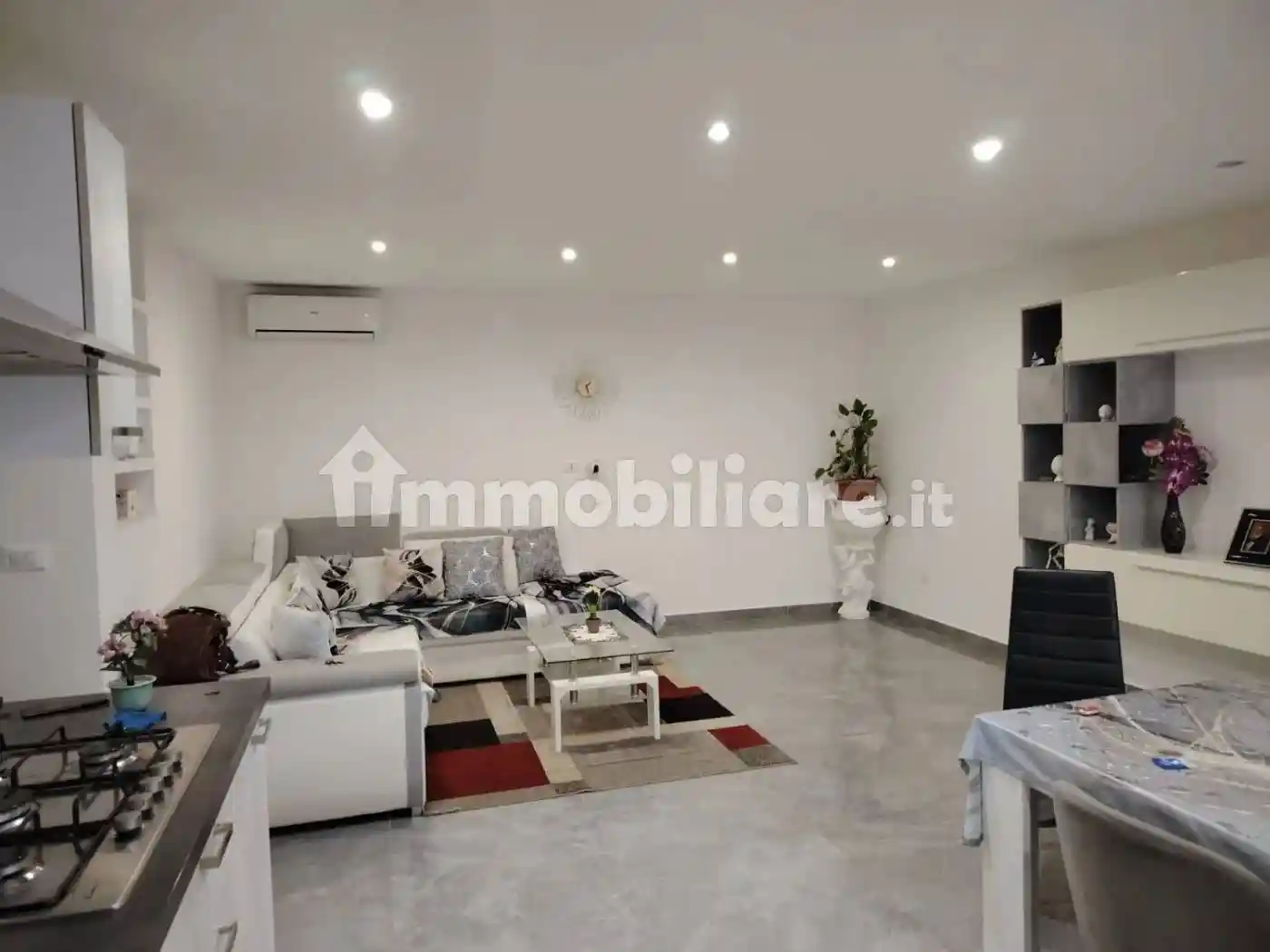 Appartamento in vendita a Altavilla Milicia