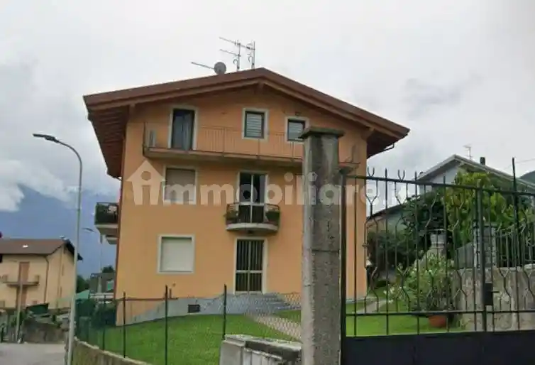 Appartamento in vendita a Ono San Pietro