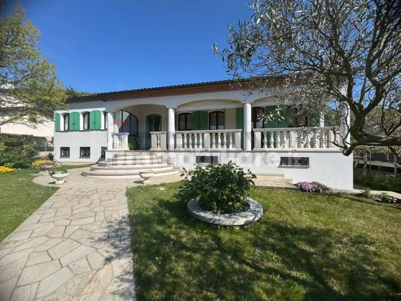 Villa - foto 3