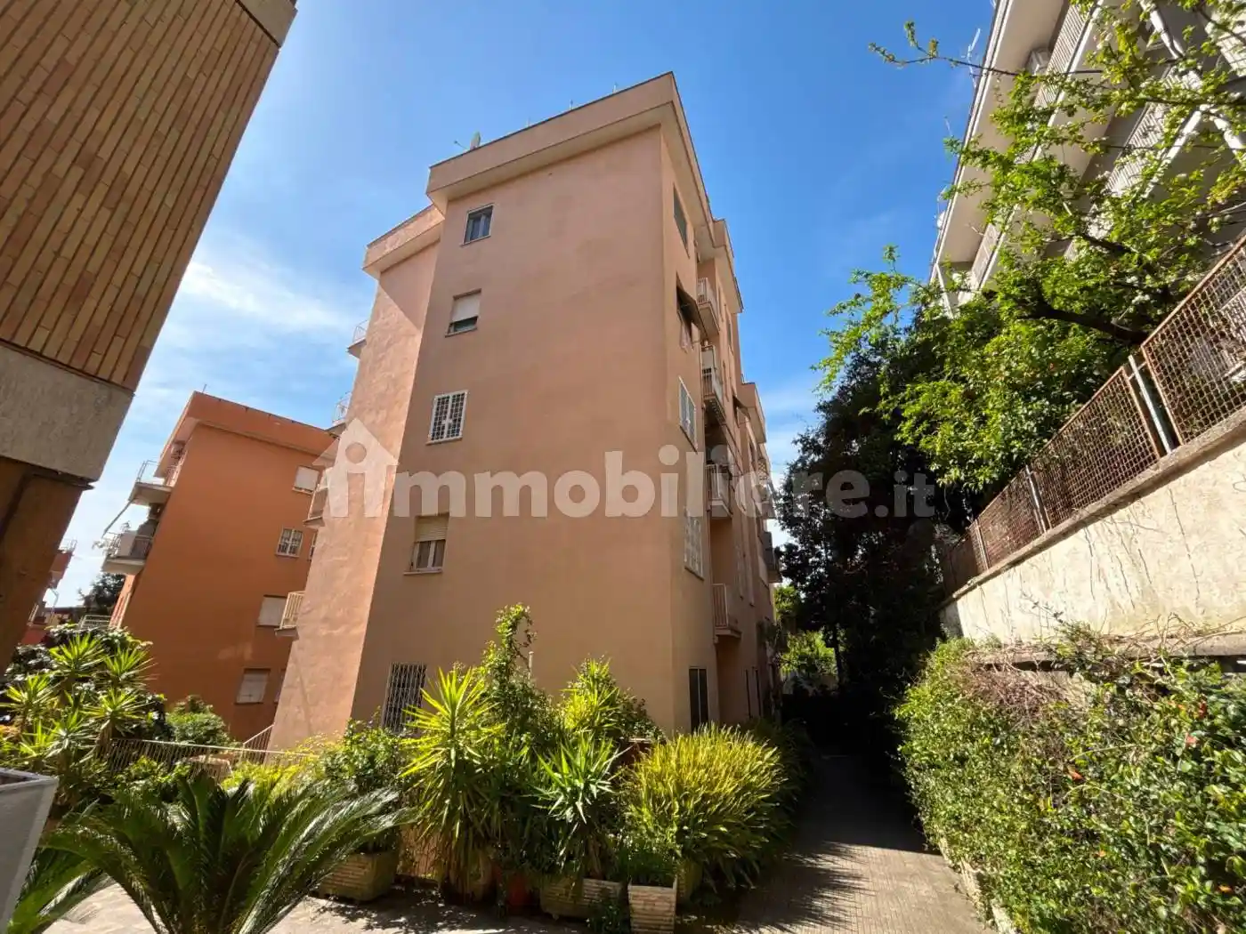 Appartamento in vendita a Roma