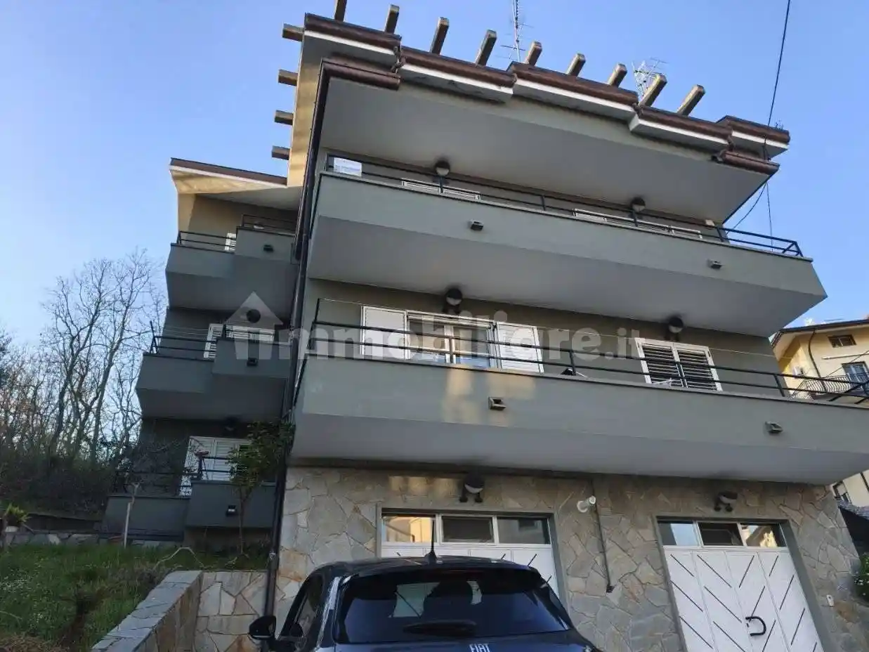 Appartamento in vendita a Bella