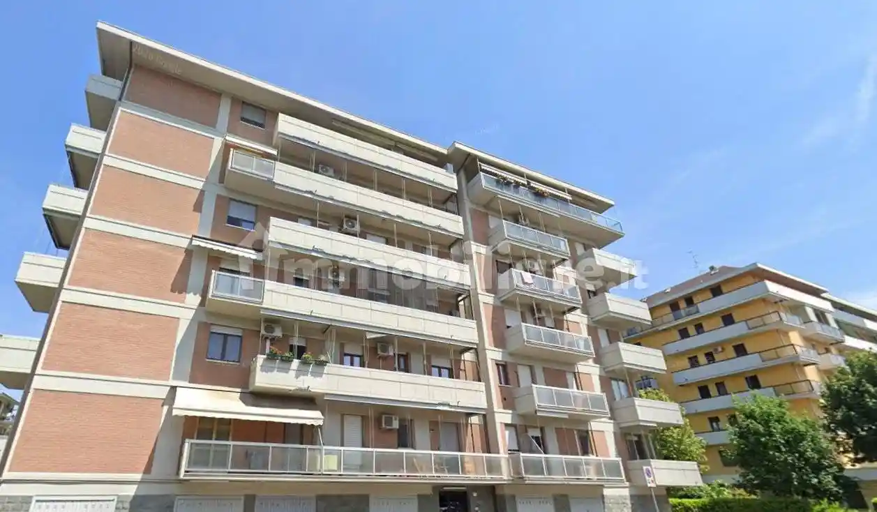 Appartamento in vendita a Modena