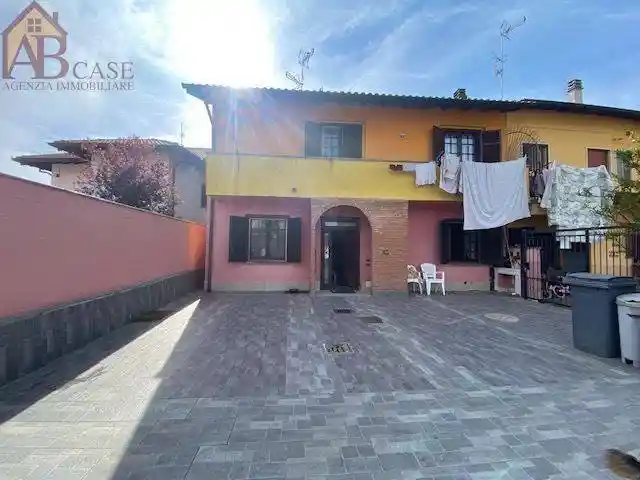 Casa indipendente in vendita a Vigevano