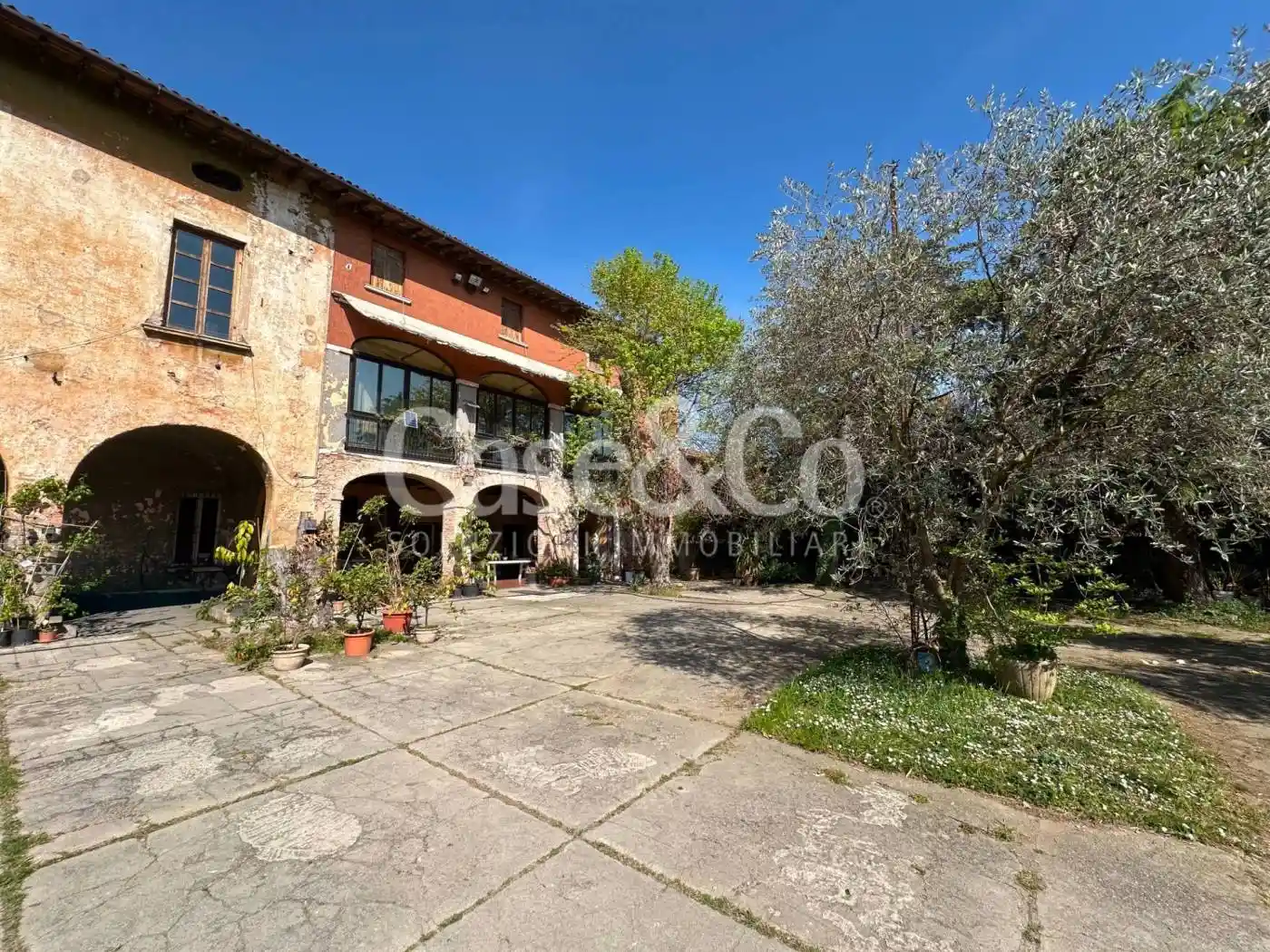 Palazzo - Edificio in vendita a San Zeno Naviglio