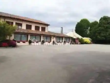 Palazzo - Stabile in vendita a Castelfranco Veneto