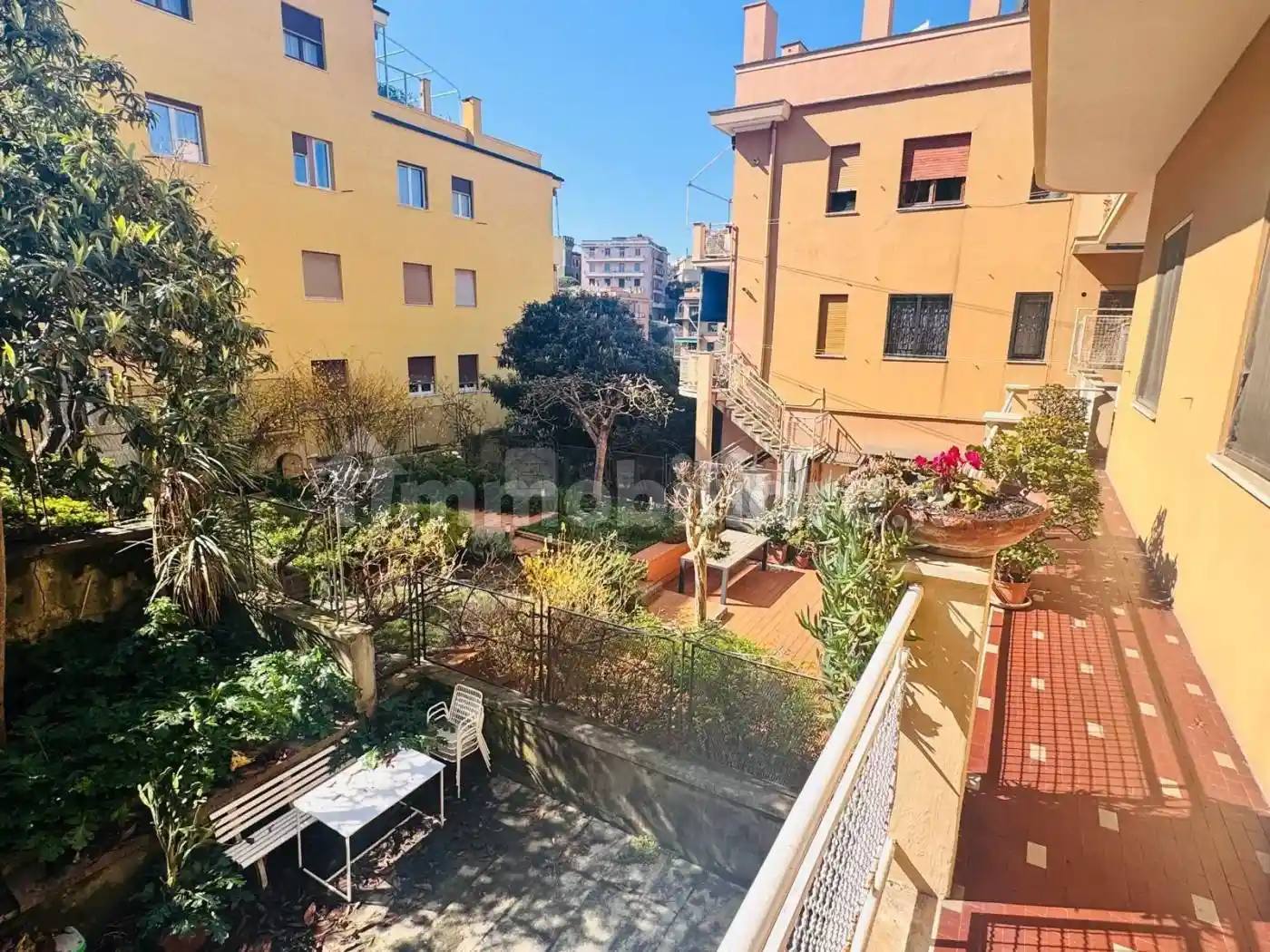 Appartamento in vendita a Genova