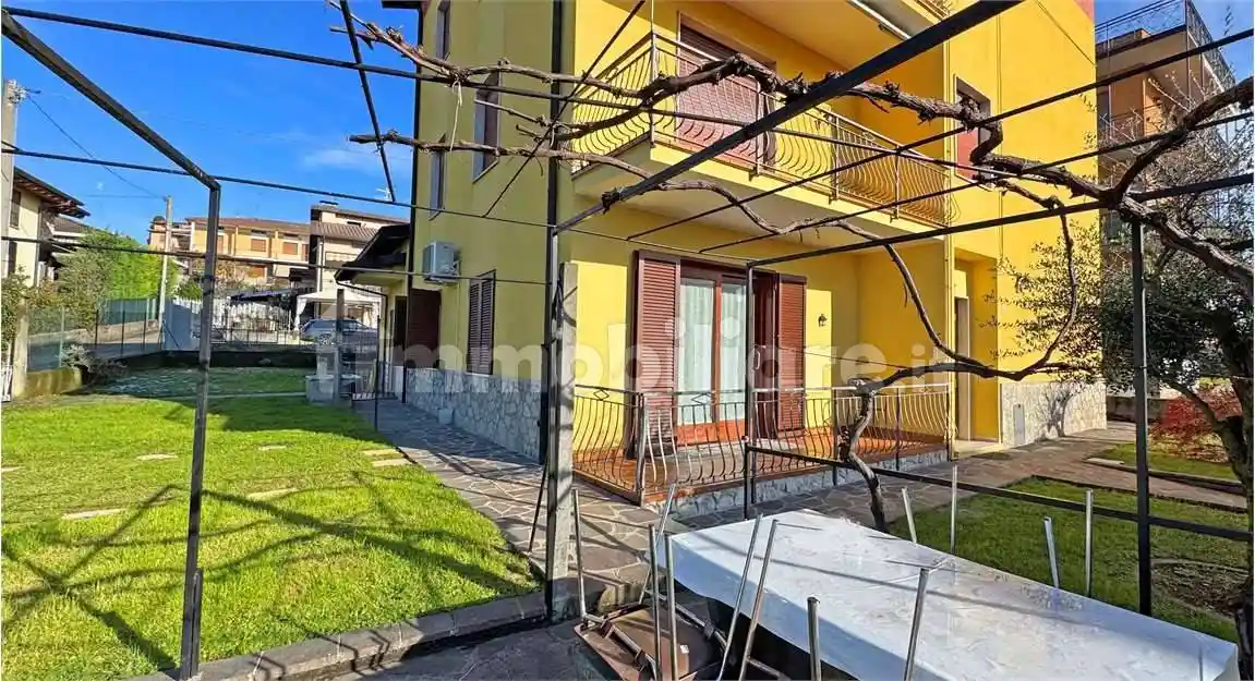 Appartamento in vendita a Albano Sant'Alessandro