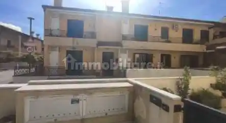 Appartamento in vendita a Paese