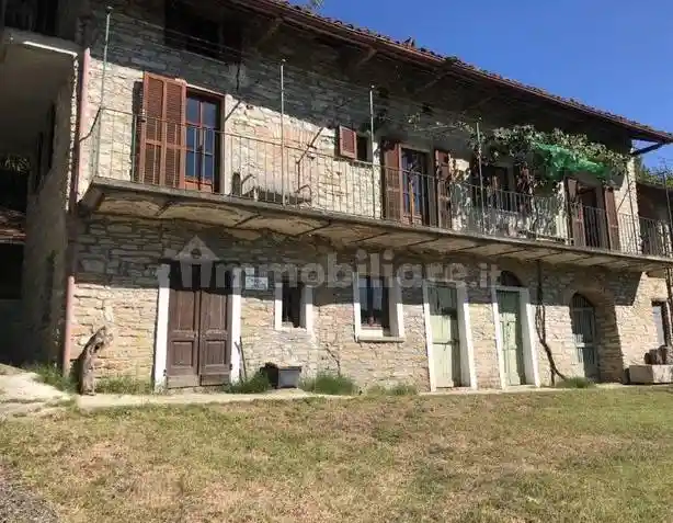 Rustico - Casale in vendita a Bubbio