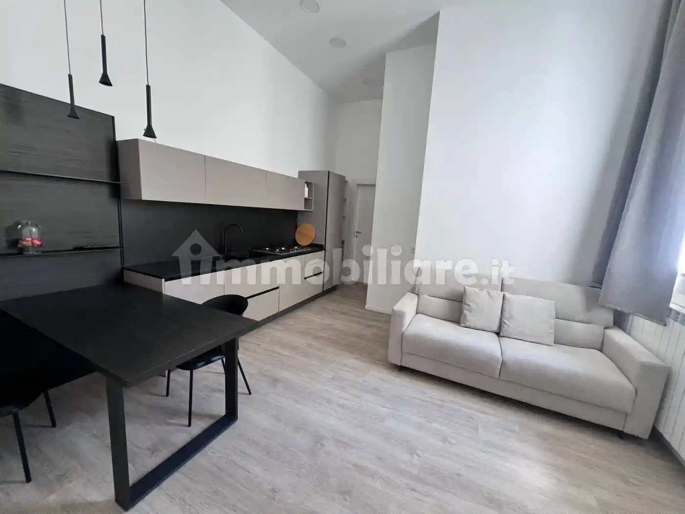 Appartamento in affitto a Napoli