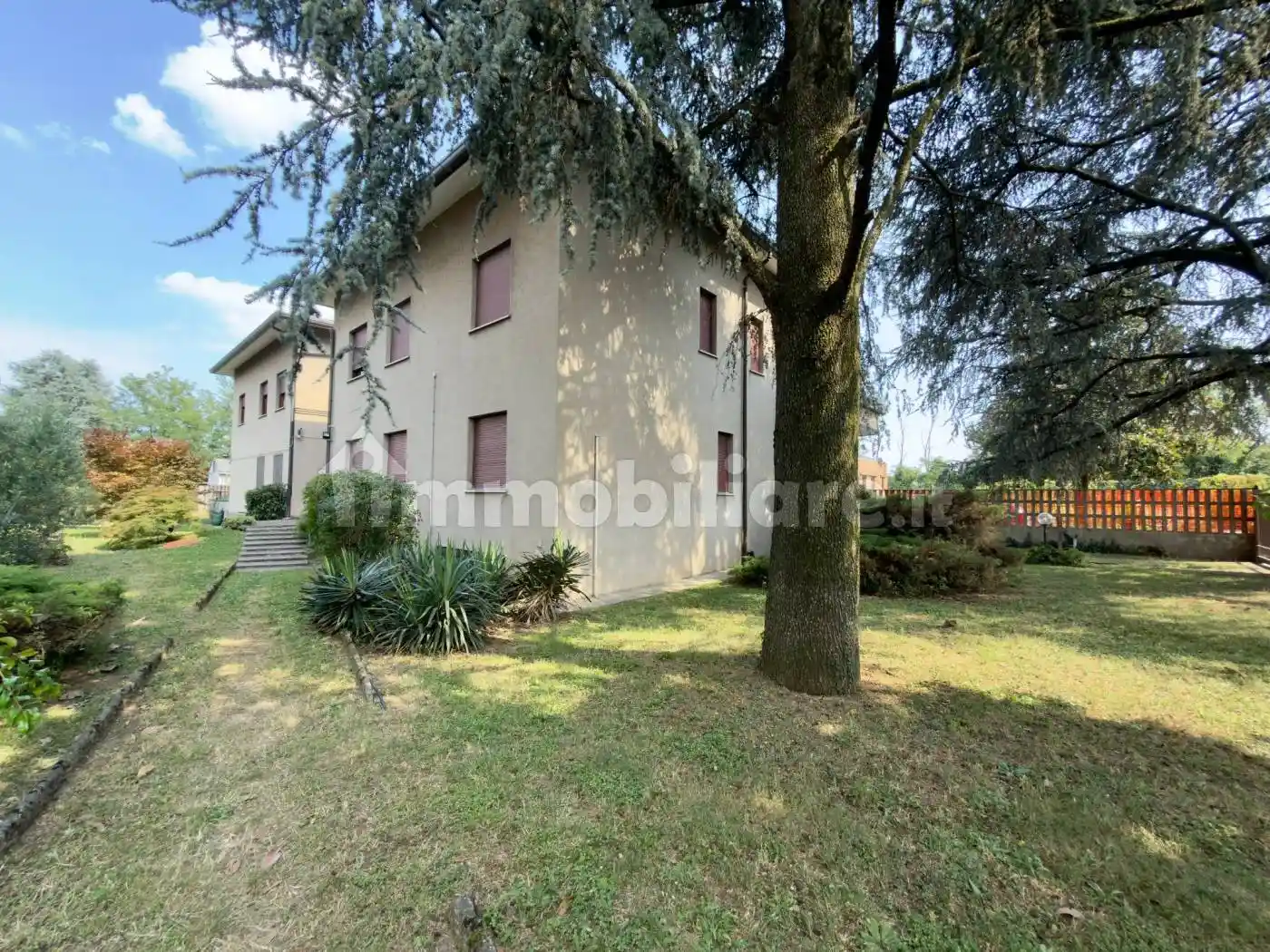 Casa indipendente in vendita a Monza