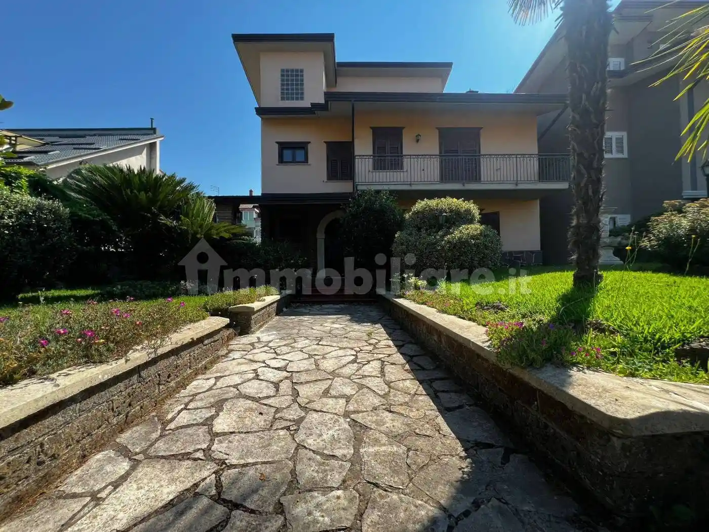 Villa in affitto a Aiello del Sabato