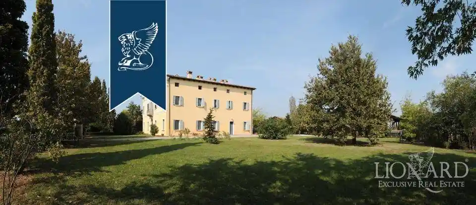Villa in vendita a Castelfranco Emilia