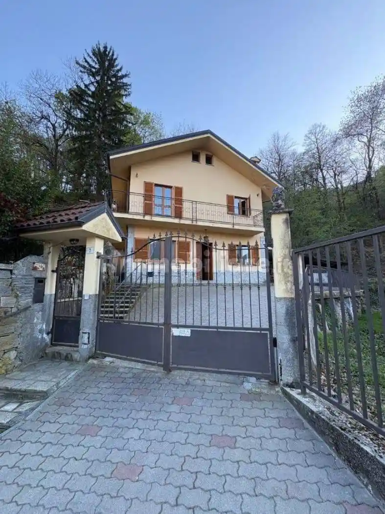 Villa in vendita a Domodossola