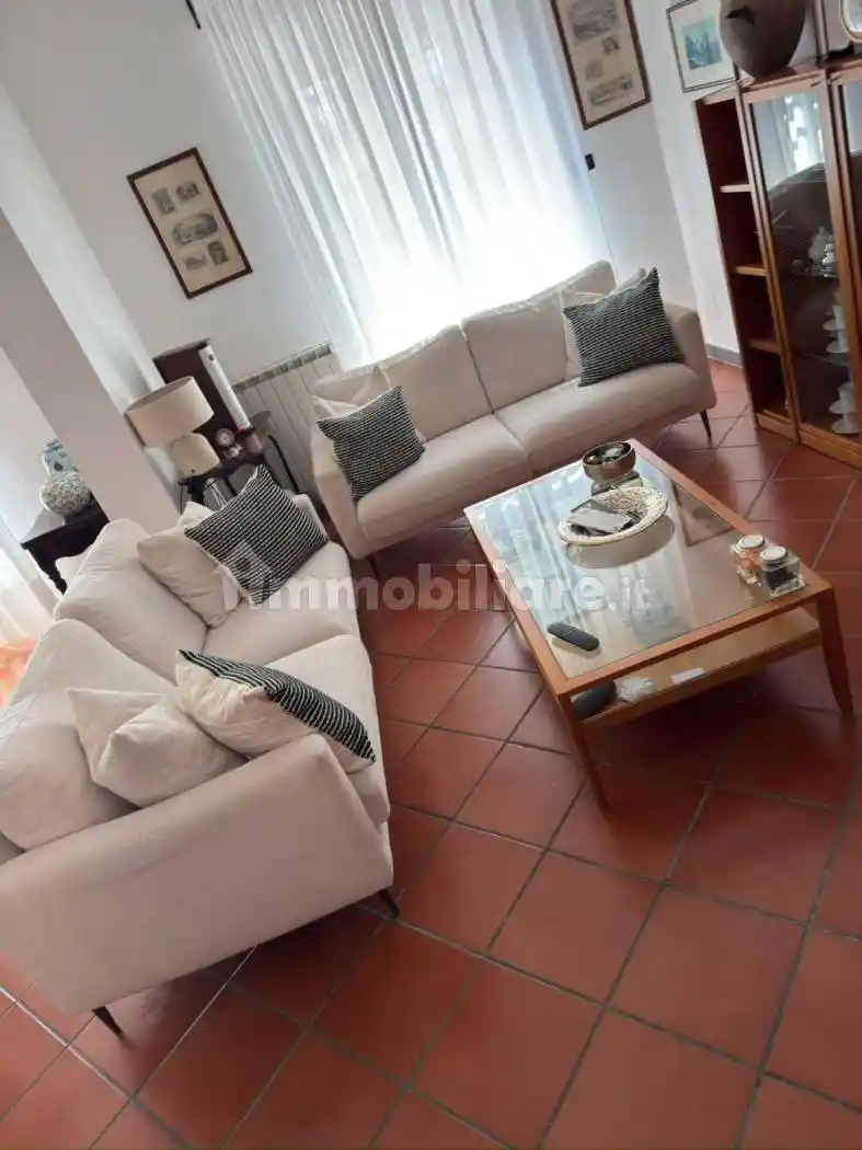 Casa indipendente in vendita a Carrara