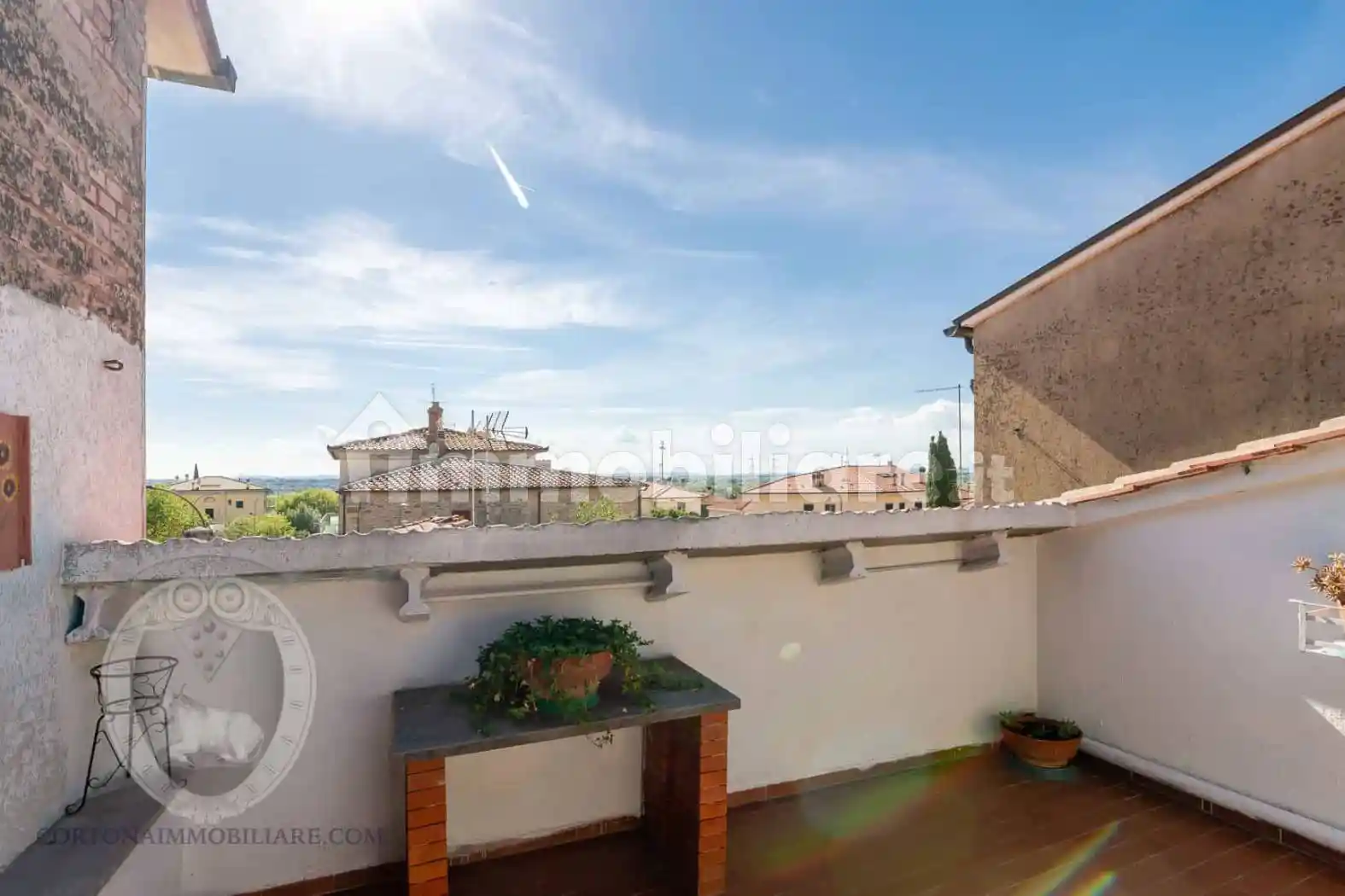 Casa indipendente in vendita a Cortona