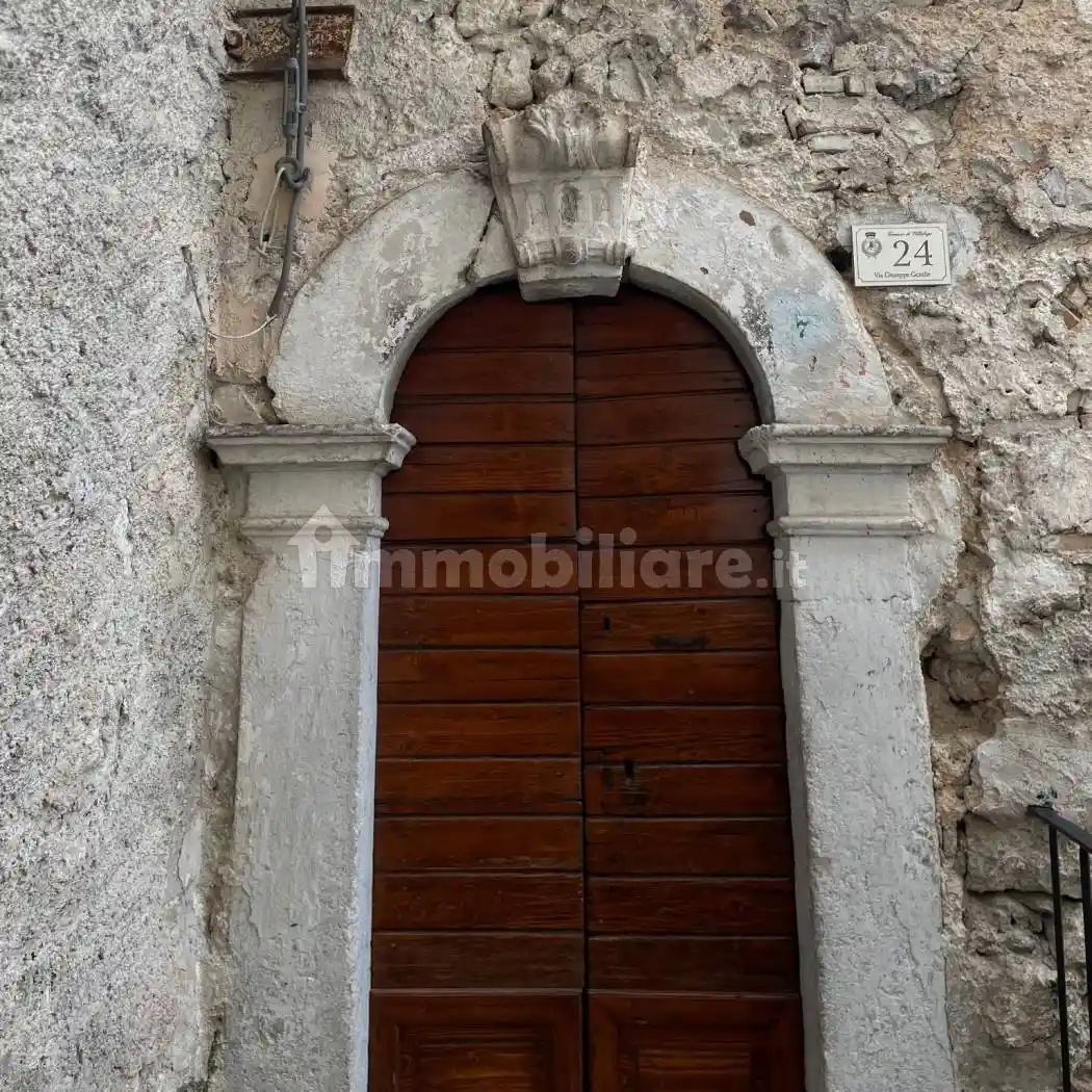 Appartamento in vendita a Villalago