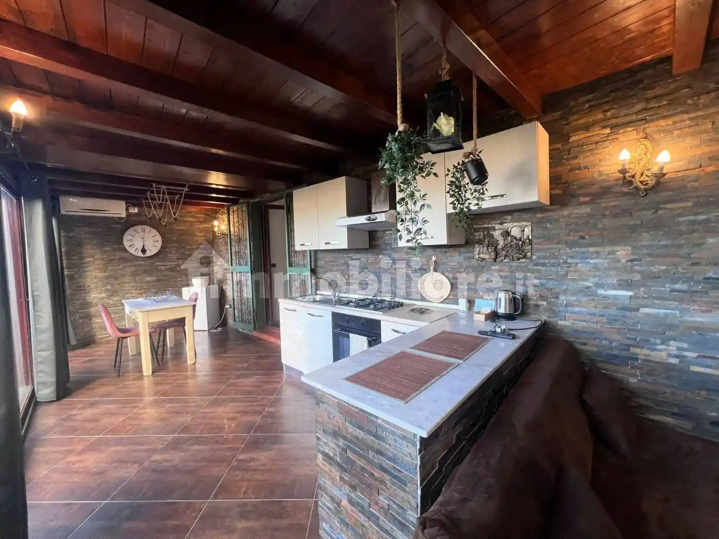 Appartamento in affitto a Napoli