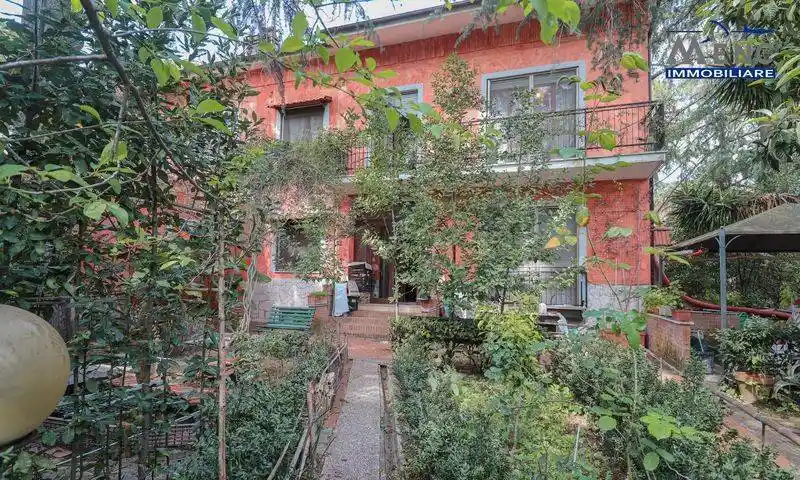 Villa in vendita a Roma