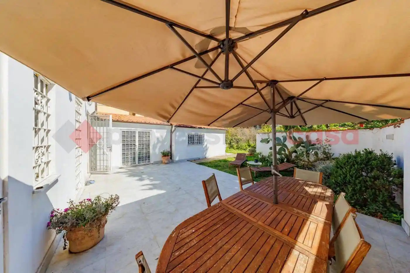 Casa indipendente in vendita a Livorno