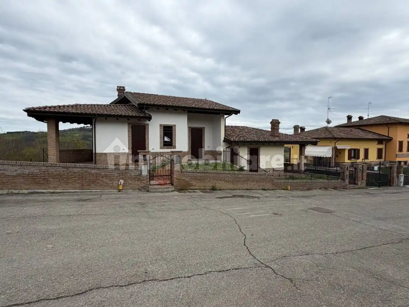 Villa in vendita a Serramazzoni