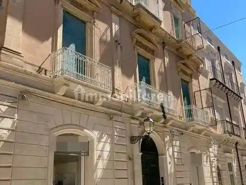 Appartamento in vendita a Vittoria