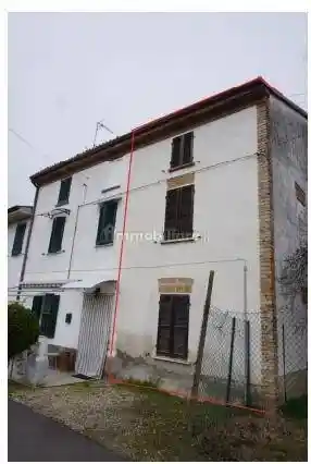 Casa indipendente in vendita a Robecco Pavese