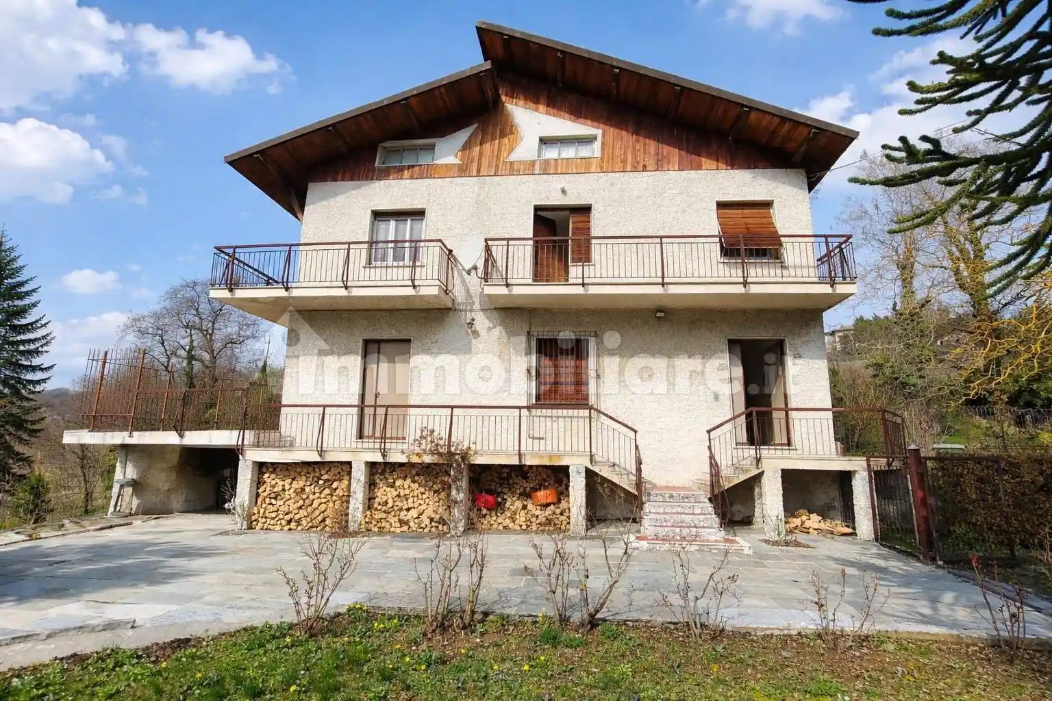 Villa in vendita a Millesimo