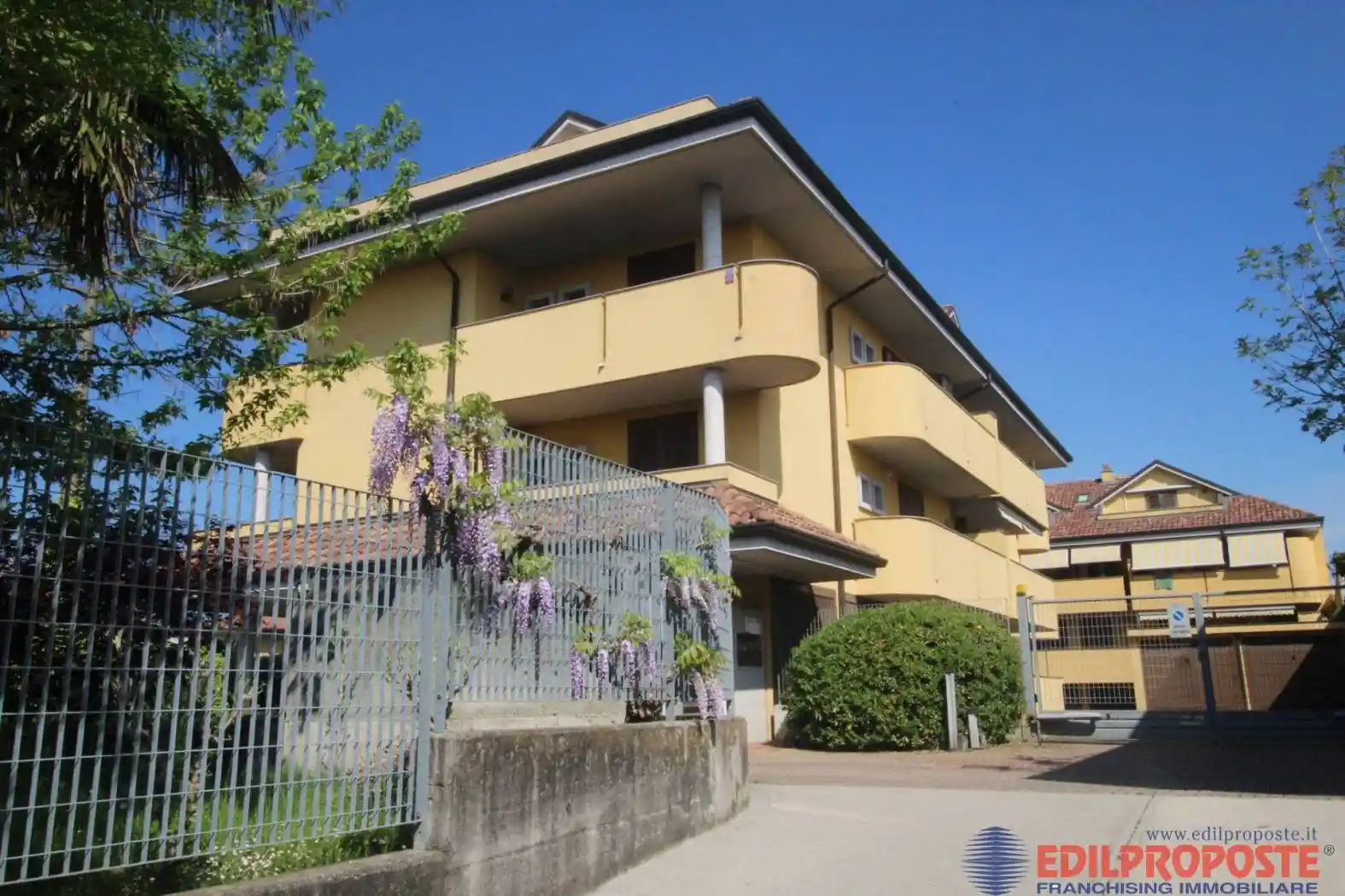 Appartamento in vendita a Misinto