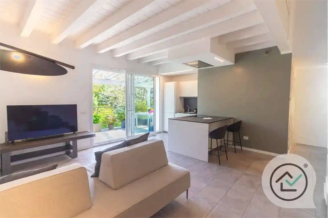 Appartamento in vendita a Solbiate Arno