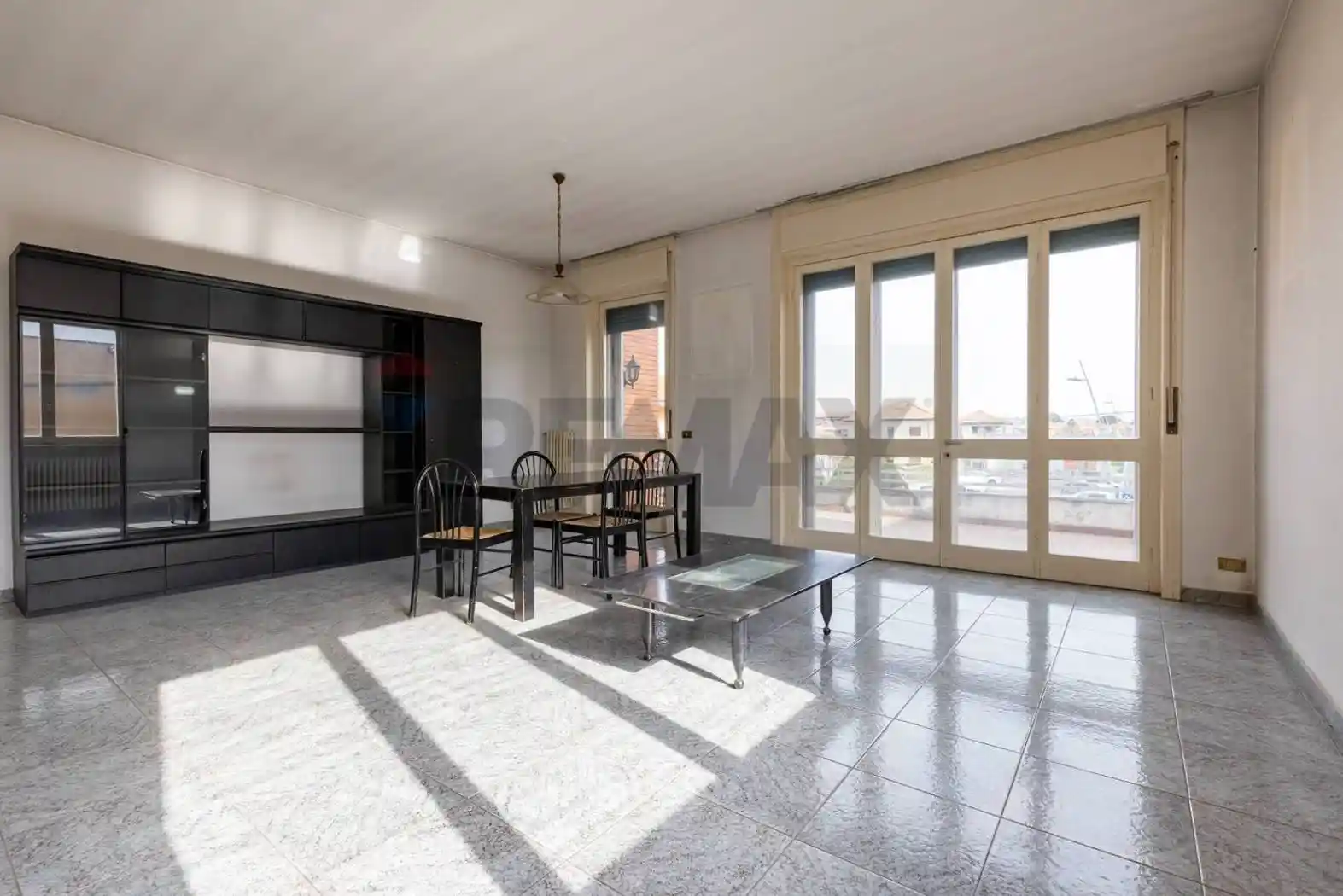 Appartamento in vendita a Lonate Pozzolo