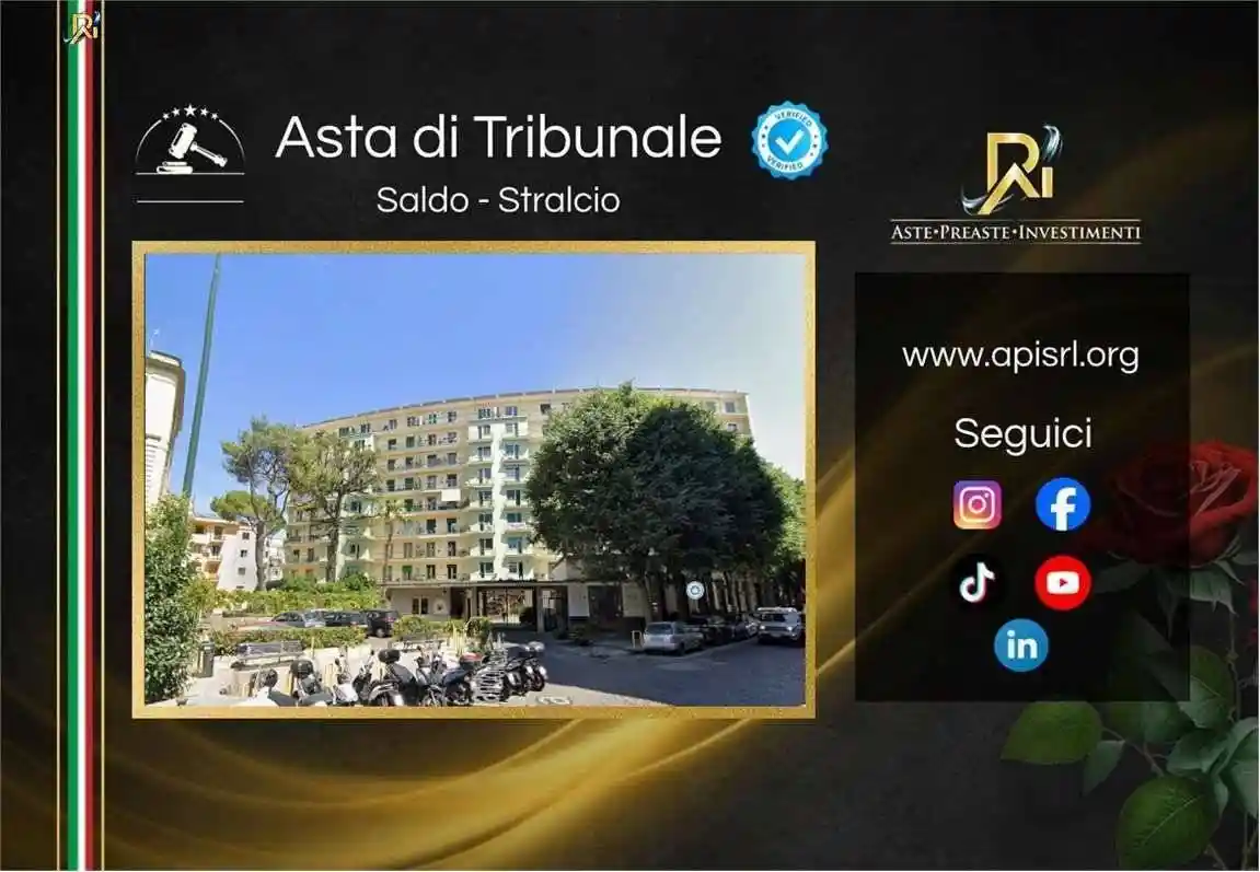 Appartamento in vendita a Napoli