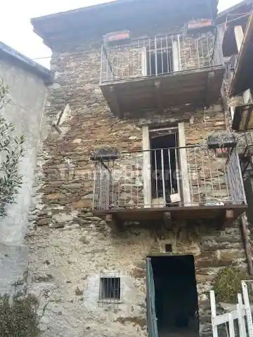 Casa indipendente in vendita a San Siro